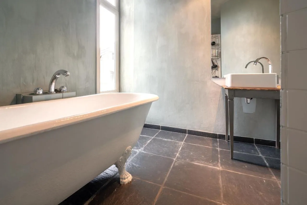 The Charming Hendrik Square Apartments Antwerpen