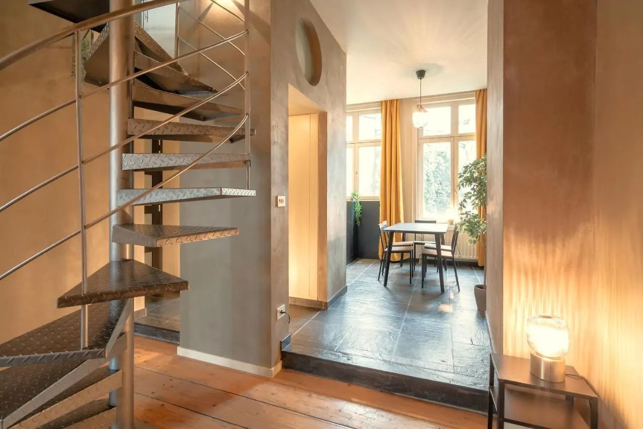 The Charming Hendrik Square Apartments Anversa